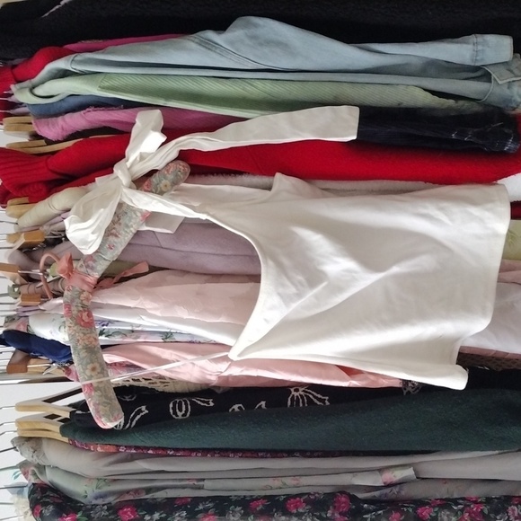 🤍🎀 Anthropologie Sunday in Brooklyn White Bow One shoulder Top - Picture 1 of 1